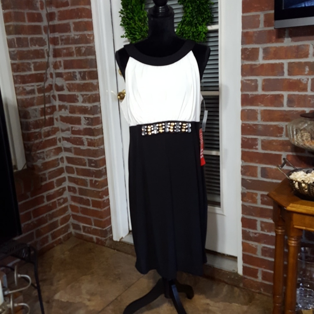 AA Studio black white sleeveless dress  Silver Gold beads stretch size 16 New…